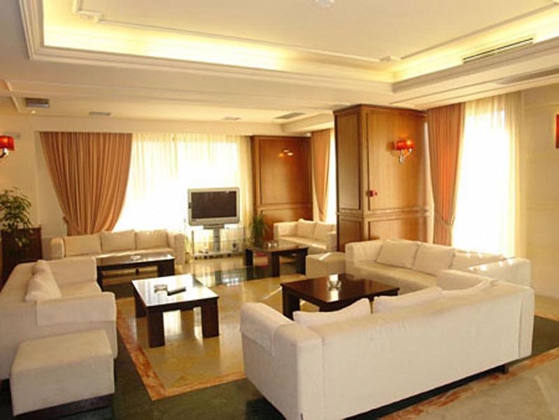 Antoniadis 4*